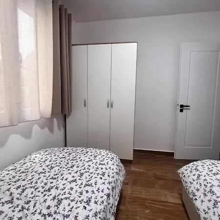 Cozy Appartamento Tirana