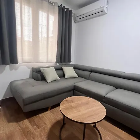 Apartment Cozy Tirana